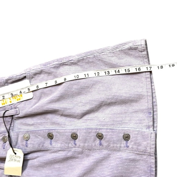 Levi's Buttonfront Corduroy Skirt- Purple Cord A-Line Mini Skirt- Size 25 - Picture 16 of 16